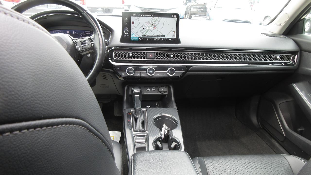 2022 Honda Civic Touring Photo