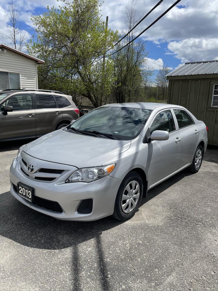 2013 Toyota Corolla LE Photo