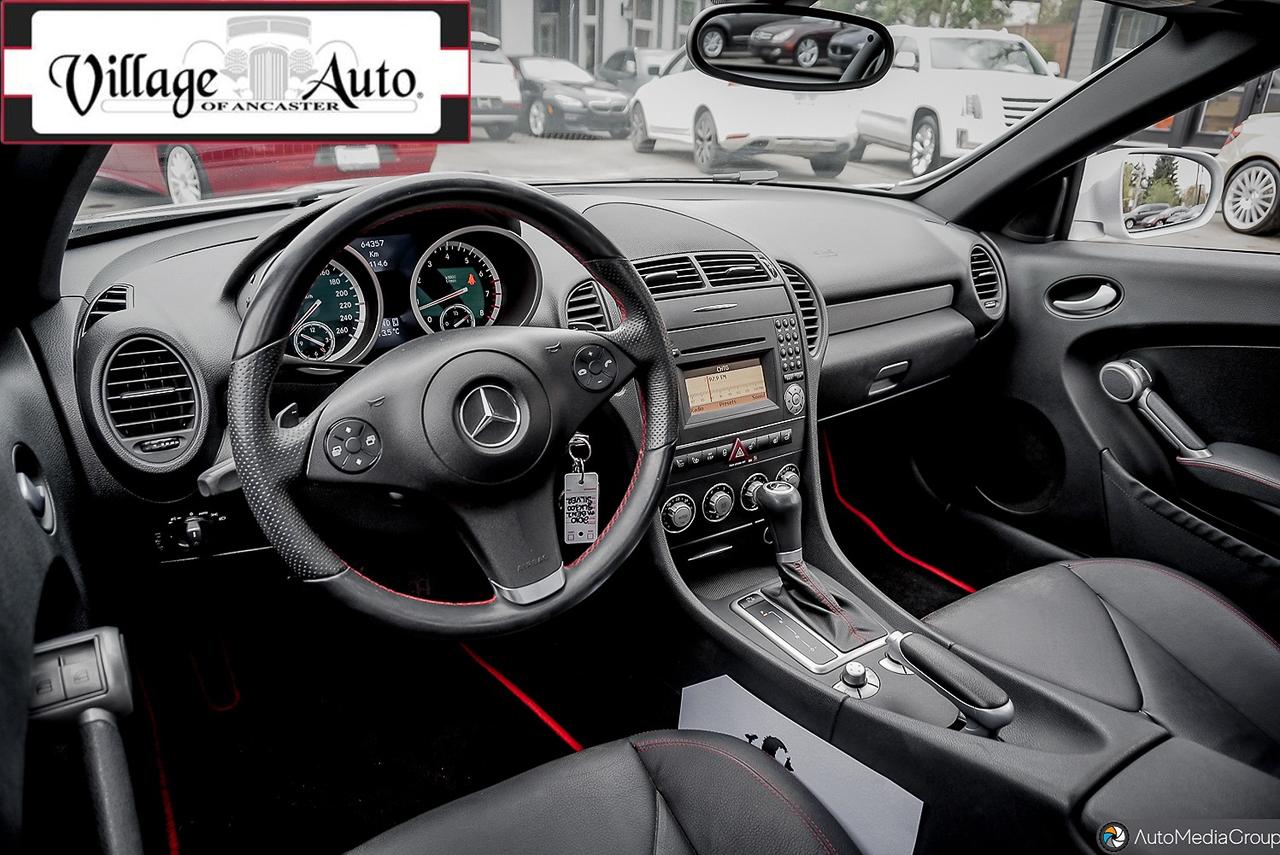 2010 Mercedes-Benz SLK 2dr Roadster SLK 300 Photo