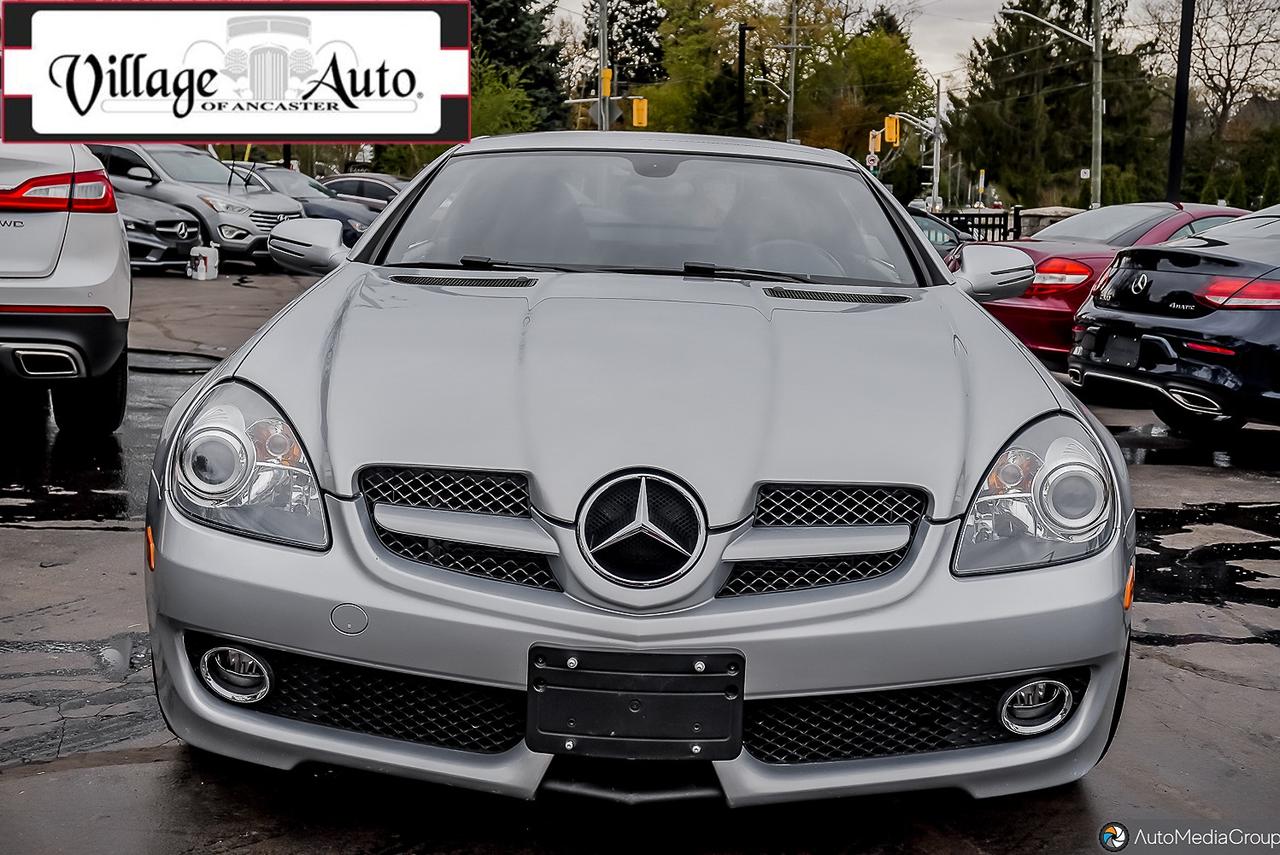 2010 Mercedes-Benz SLK 2dr Roadster SLK 300 Photo