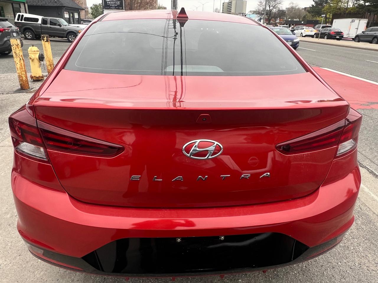 2019 Hyundai Elantra BACK CAM-HEATED SEATS- BLUETOOTH & MORE! Photo