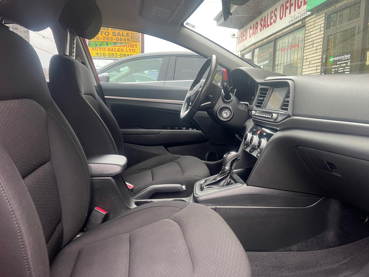 2019 Hyundai Elantra BACK CAM-HEATED SEATS- BLUETOOTH & MORE! Photo