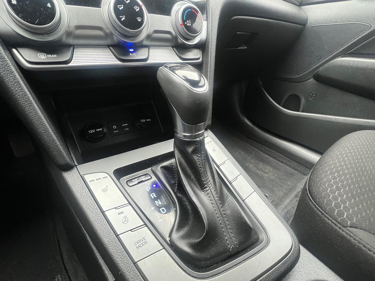 2019 Hyundai Elantra BACK CAM-HEATED SEATS- BLUETOOTH & MORE! Photo