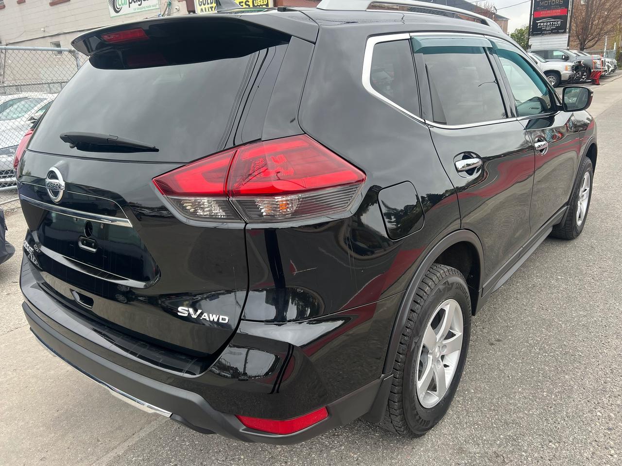 2019 Nissan Rogue BACK CAM- SUNROOF-HEATED SEATS- BLUETOOTH Photo