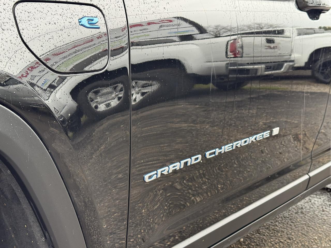 2025 Jeep Grand Cherokee 4X4 Photo