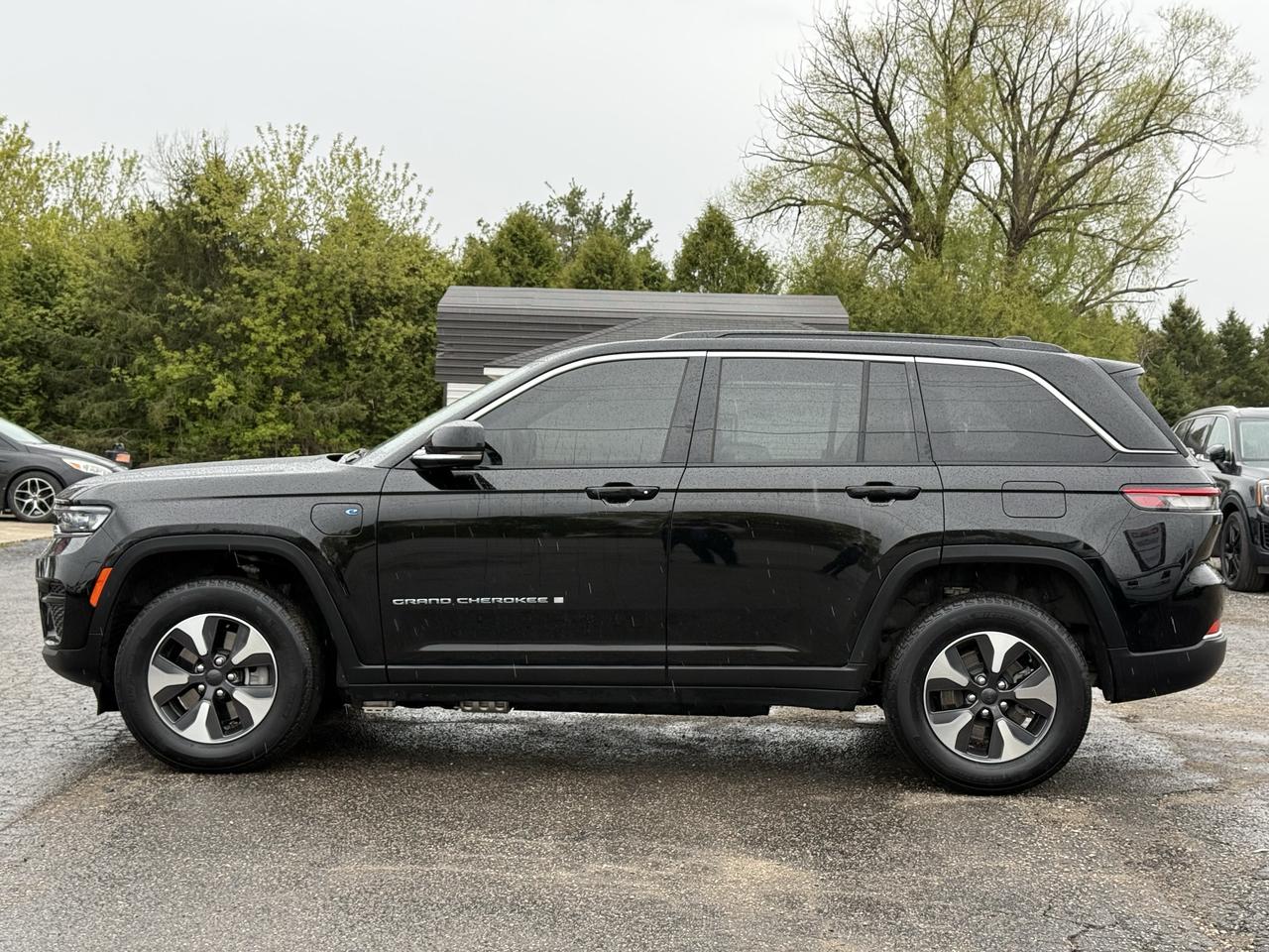 2025 Jeep Grand Cherokee 4X4 Photo