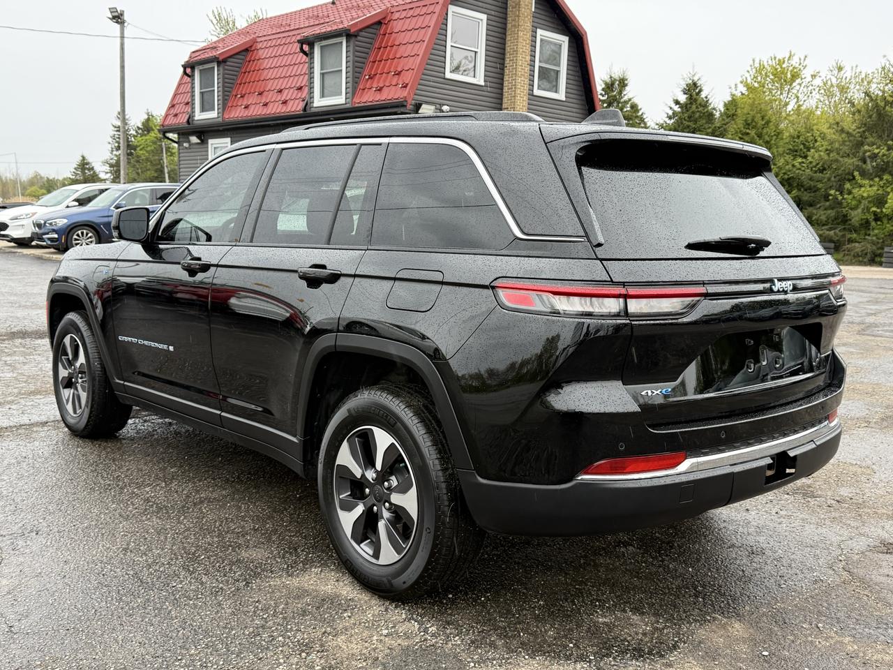2025 Jeep Grand Cherokee 4X4 Photo