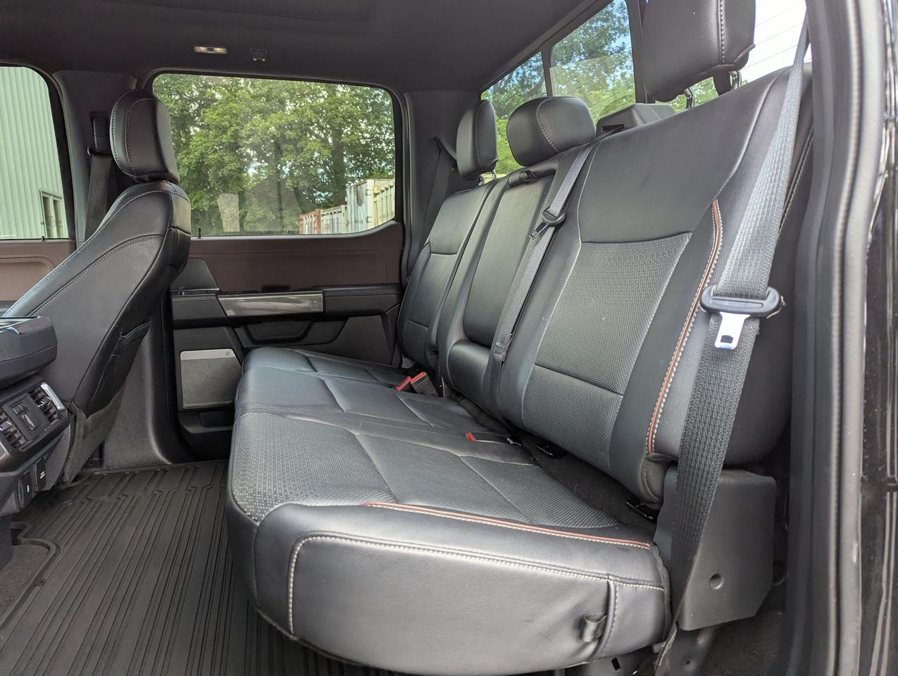 2022 Ford F-150 Lariat 4WD SuperCrew 5.5' Box Photo