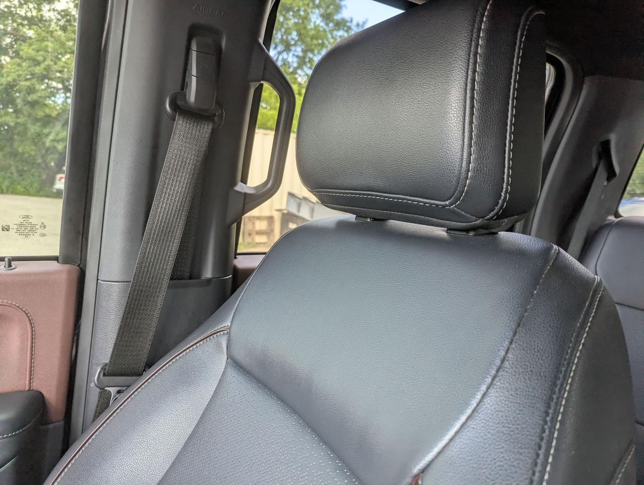 2022 Ford F-150 Lariat 4WD SuperCrew 5.5' Box Photo
