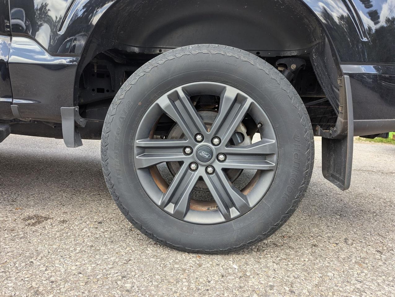 2022 Ford F-150 Lariat 4WD SuperCrew 5.5' Box Photo