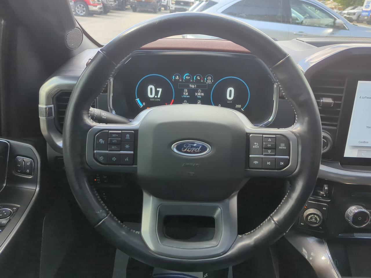 2022 Ford F-150 Lariat 4WD SuperCrew 5.5' Box Photo