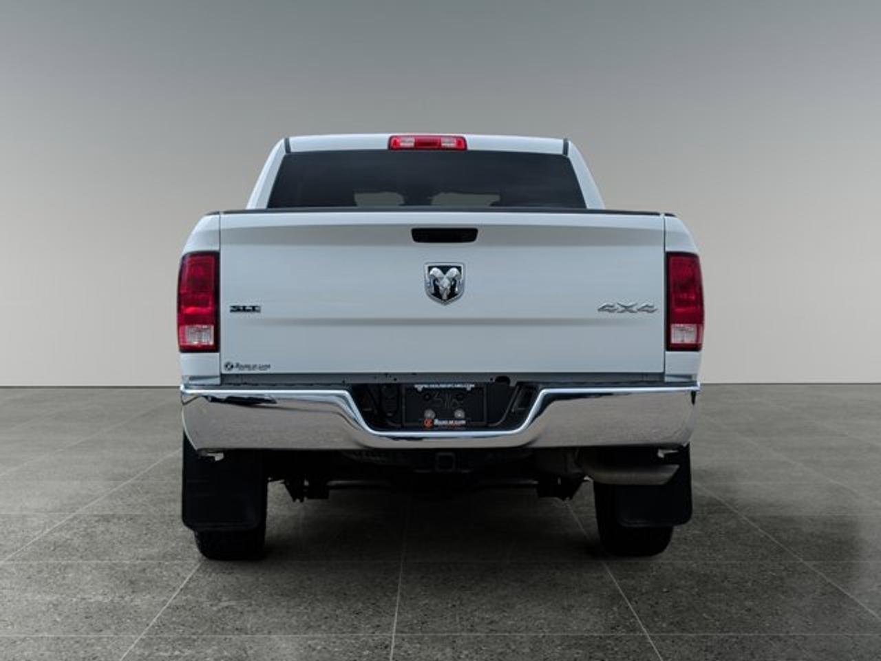 2023 RAM 1500 Classic SLT - Photo #4