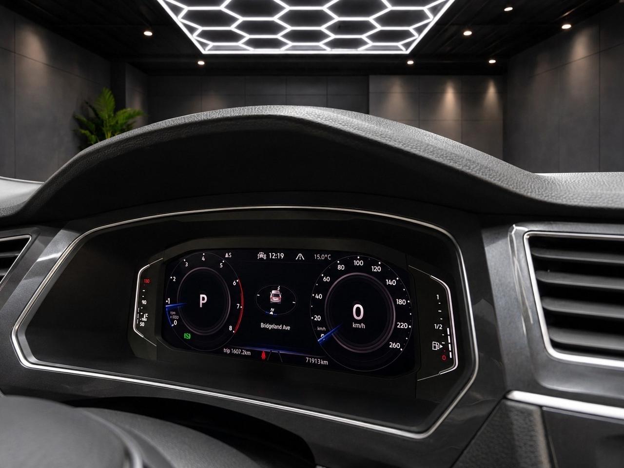 2021 Volkswagen Tiguan Highline 4MOTION Photo