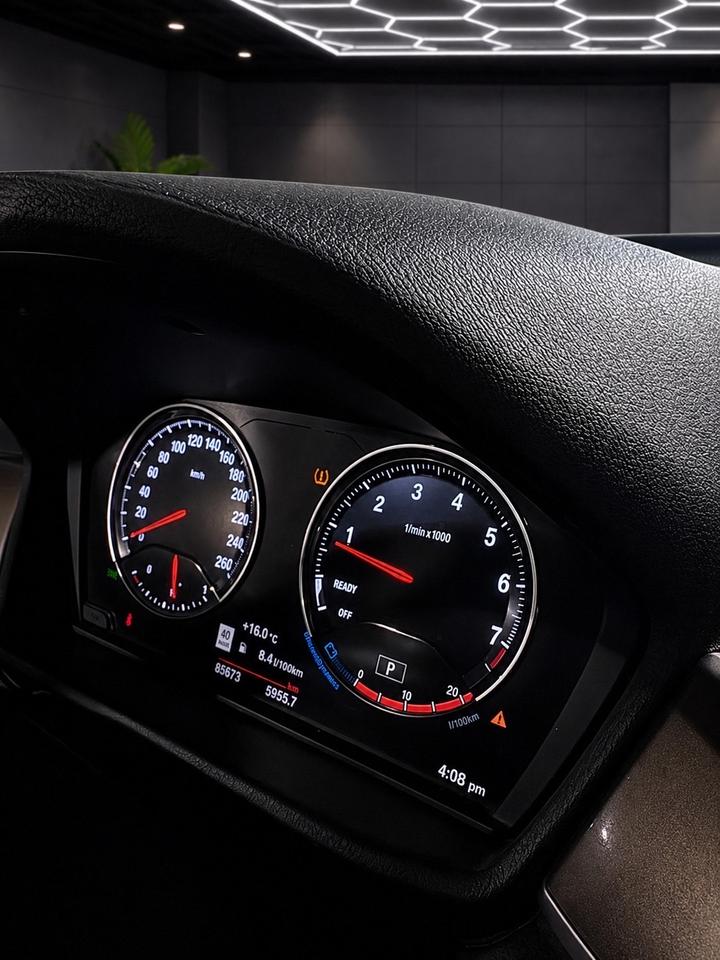 2021 BMW X1 xDrive28i Photo