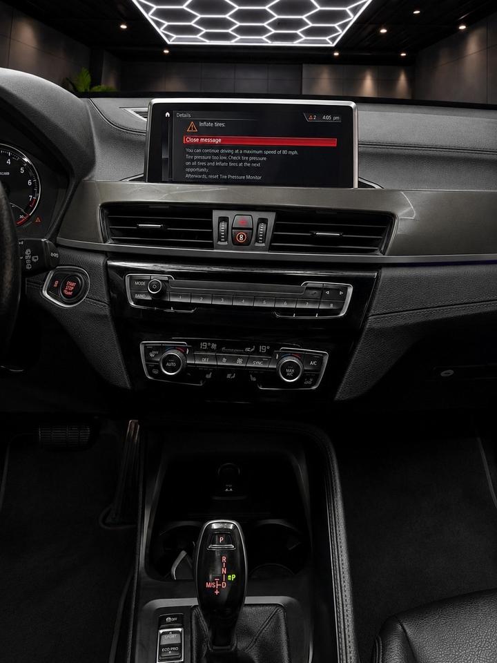 2021 BMW X1 xDrive28i Photo