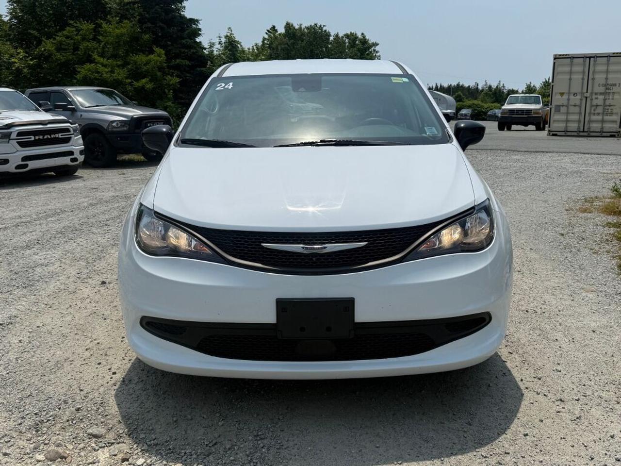 2024 Chrysler GR CARAVAN 1 Photo1