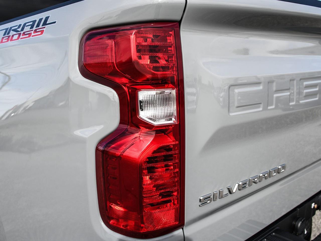 2024 Chevrolet Silverado 1500 Crew Cab Short Box 4-Wheel Drive Custom Trail Boss Photo