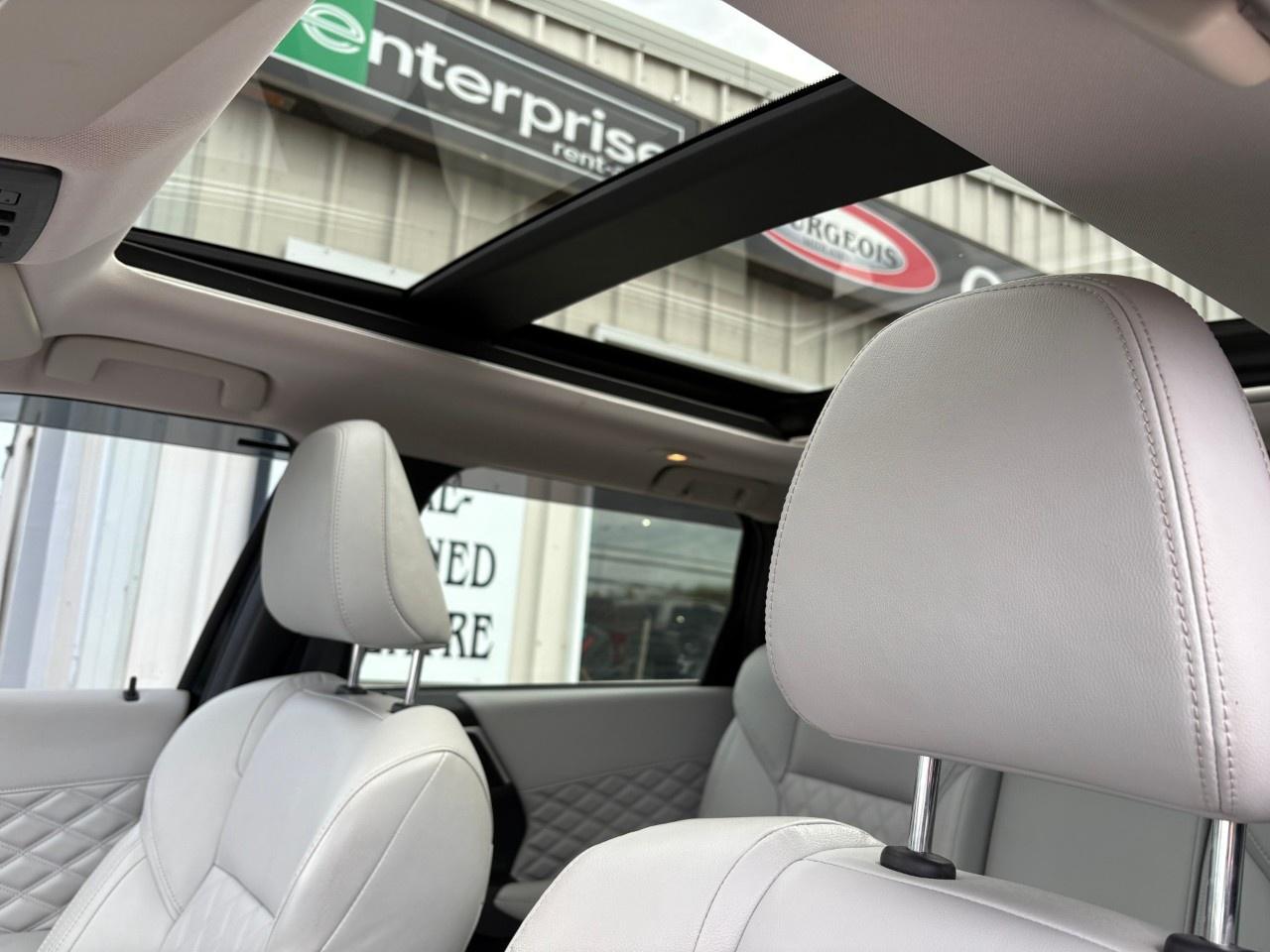 2022 Mitsubishi Outlander  Photo
