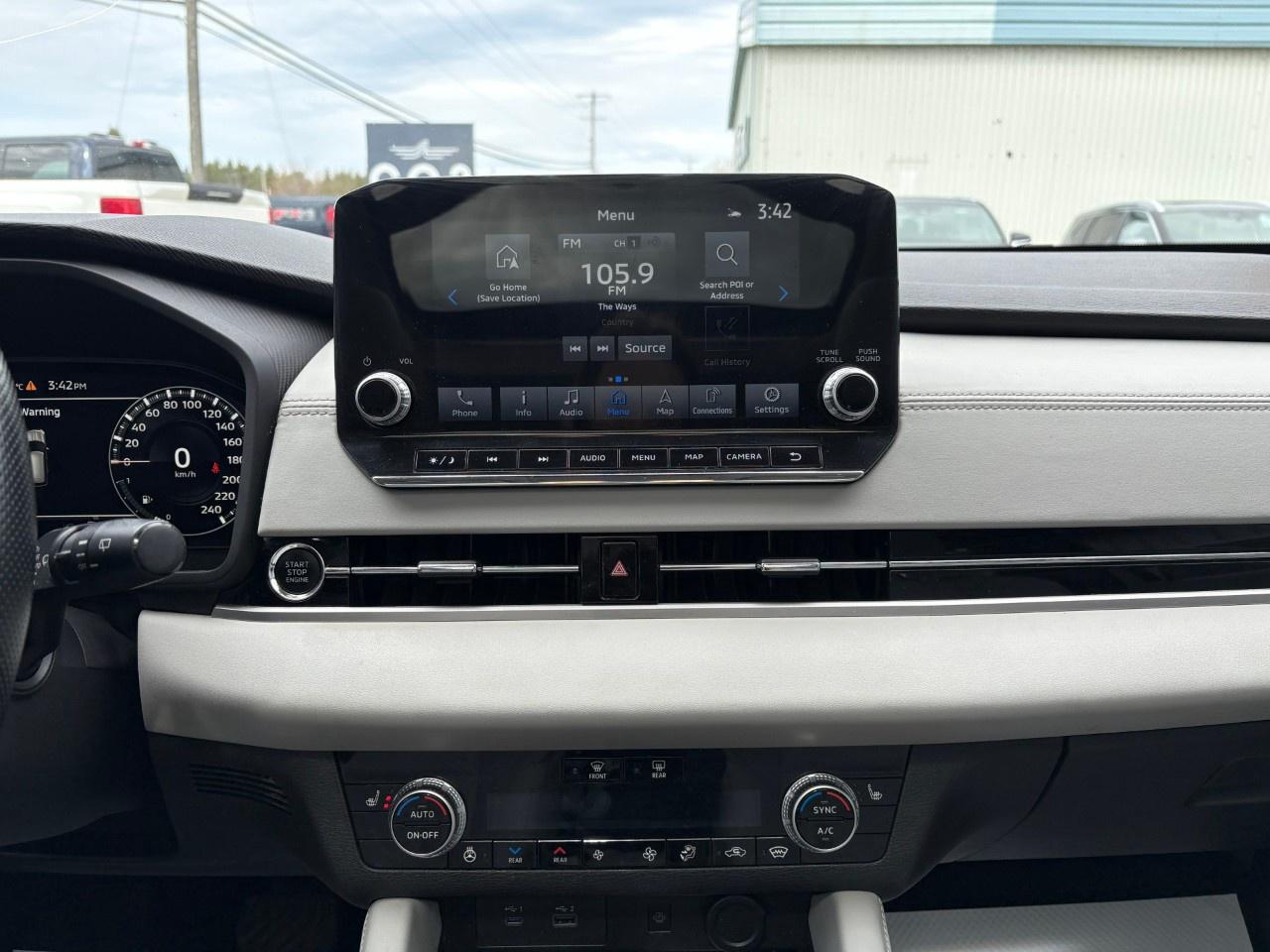 2022 Mitsubishi Outlander  Photo