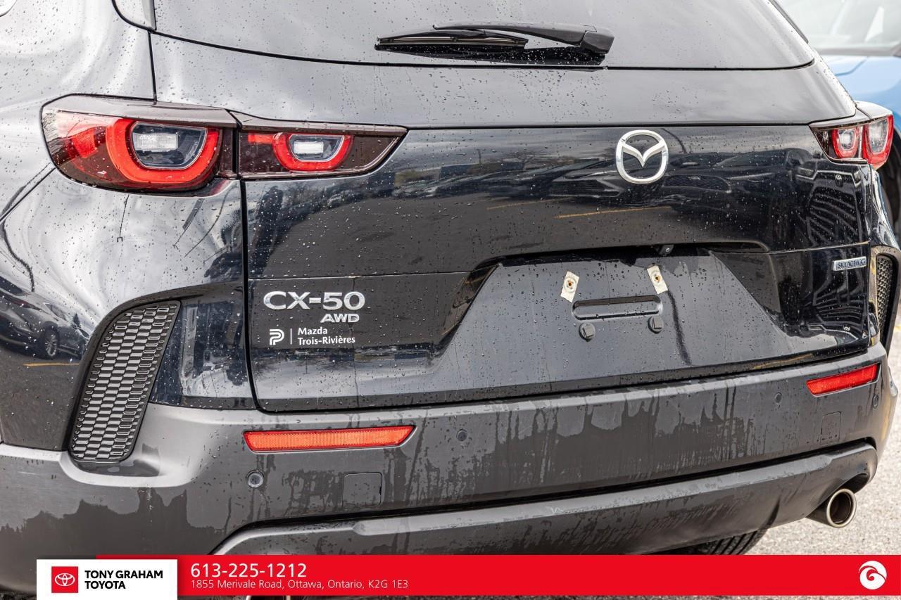 2024 Mazda CX-50 GT Photo