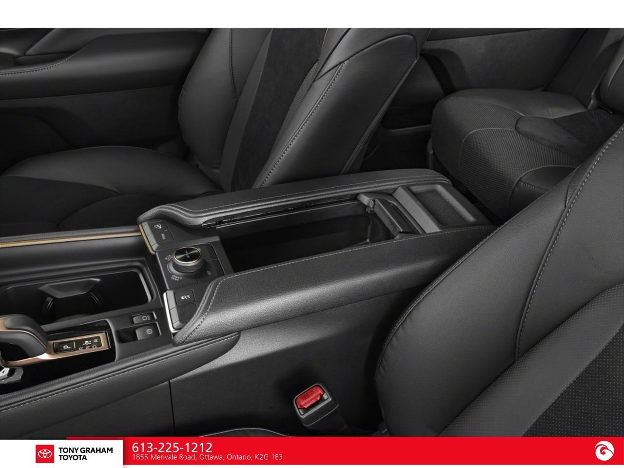 2026 Toyota Grand Highlander Hybrid Limited This vehicle is currently in transit and is expected to be available within 5–10 business days. Photo
