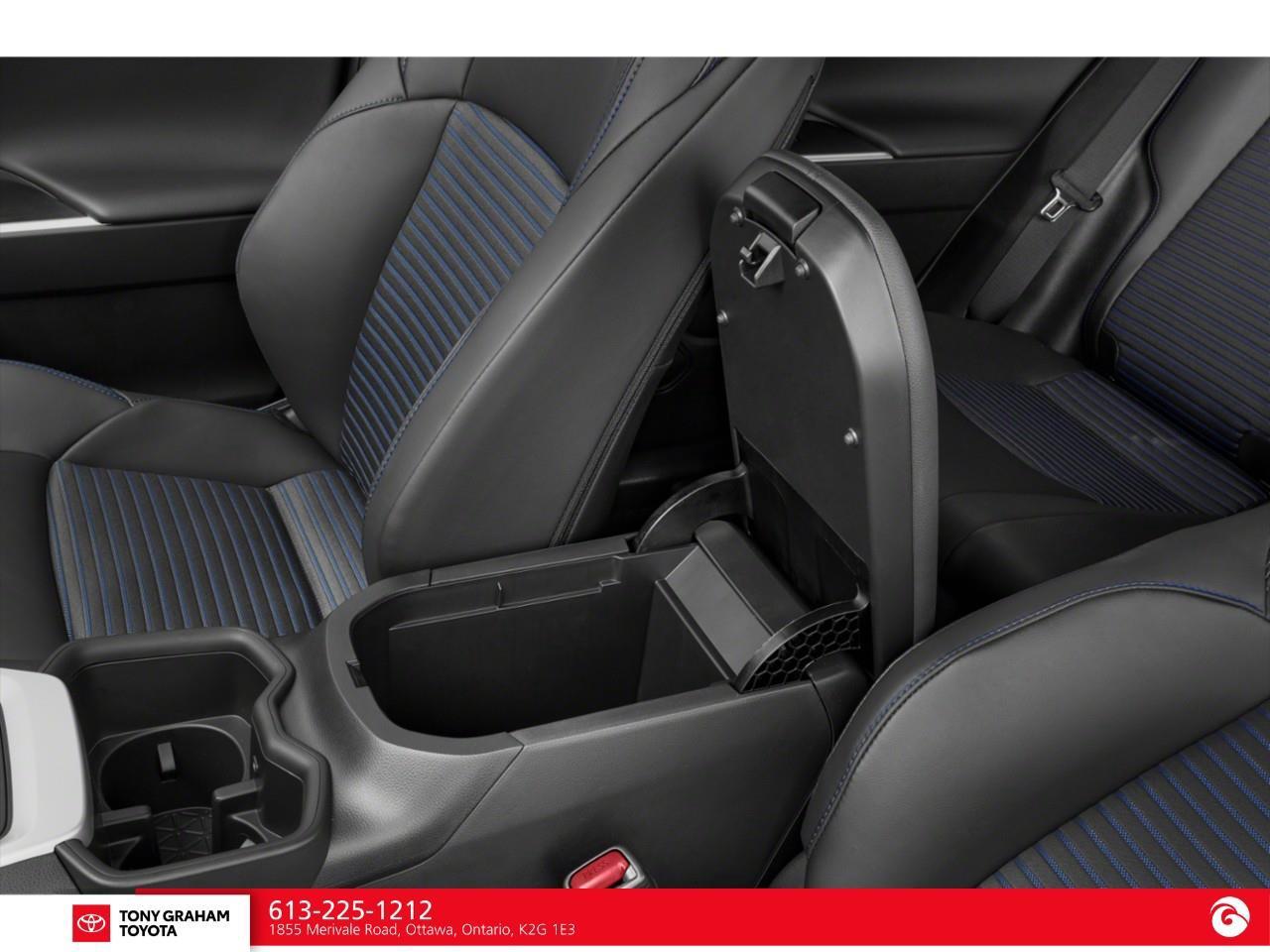 2025 Toyota RAV4 Hybrid XSE Technology Package Photo