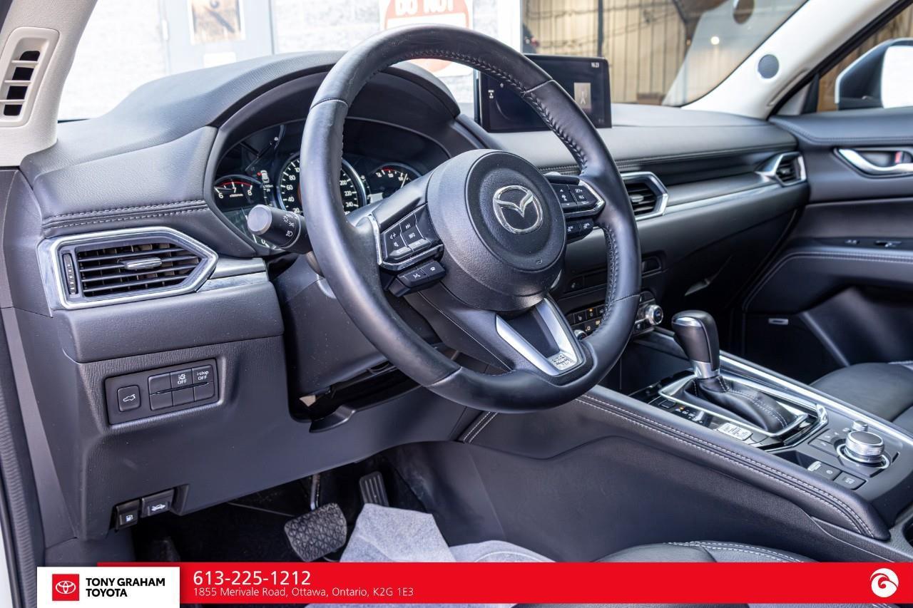 2024 Mazda CX-5 GT Photo