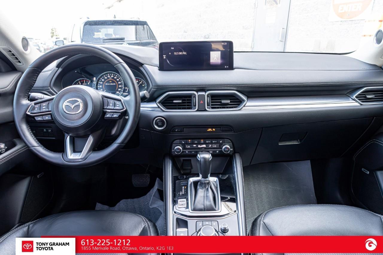 2024 Mazda CX-5 GT Photo