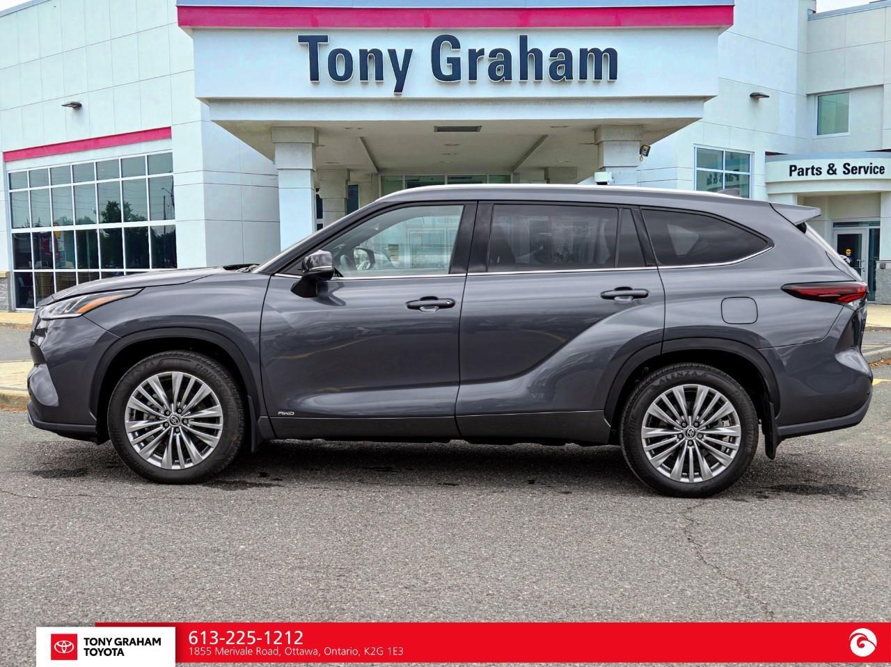 2025 Toyota Highlander HYBRID Limited Platinum Package Photo2
