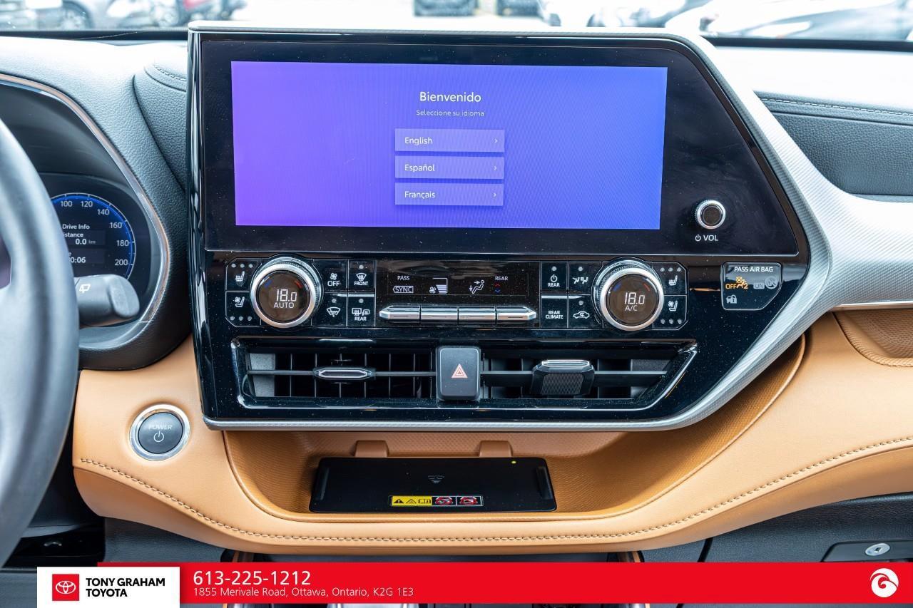 2025 Toyota Highlander HYBRID Limited Platinum Package Photo