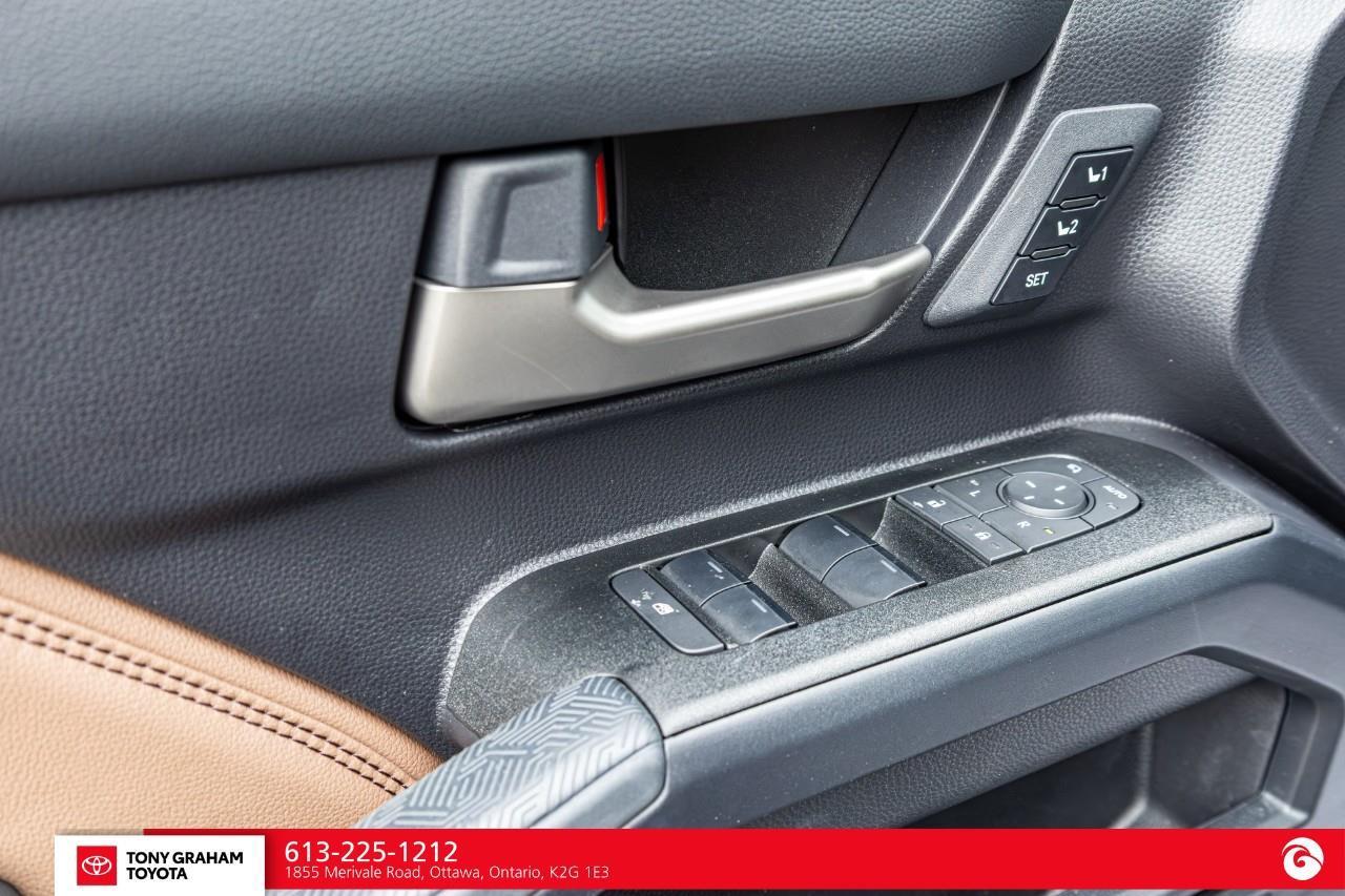 2025 Toyota 4Runner 7 PASSENGER LIMITED PACKAGE Photo