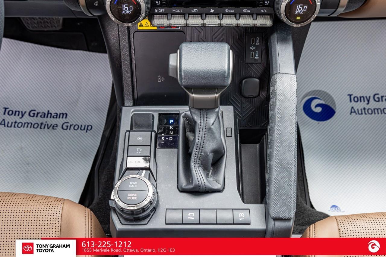 2025 Toyota 4Runner 7 PASSENGER LIMITED PACKAGE Photo