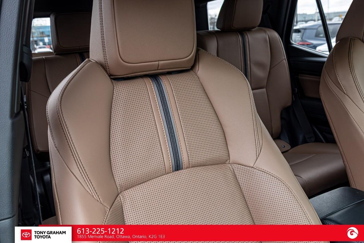 2025 Toyota 4Runner 7 PASSENGER LIMITED PACKAGE Photo