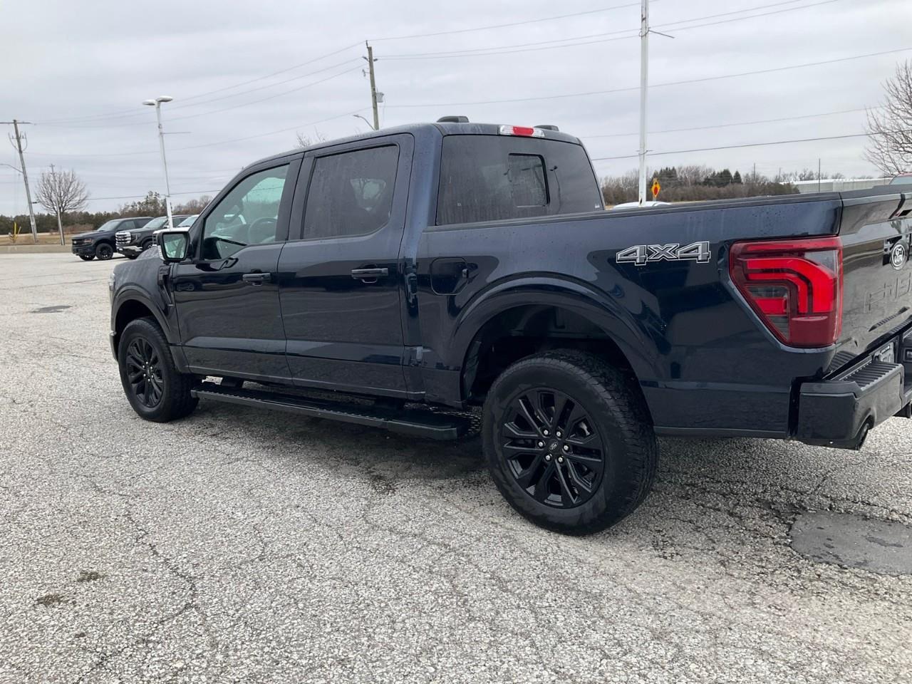 2025 Ford F-150 Lariat 502A, 3.5 L V6,LARIAT BLACK PK AND LOADS MORE. Photo