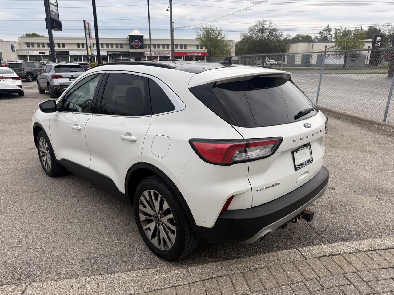 2020 Ford Escape Titanium Photo