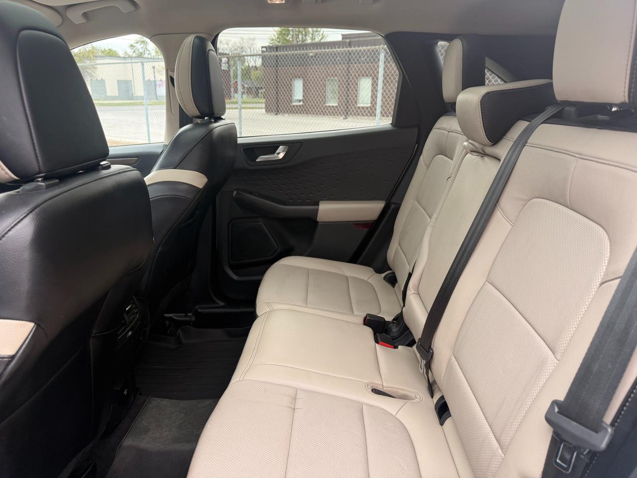 2020 Ford Escape Titanium Photo