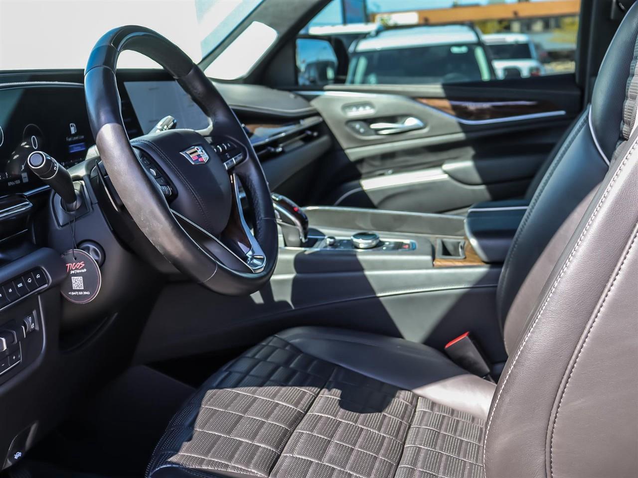 2022 Cadillac Escalade ESV Sport Platinum ESV | Platinum | DVD | Sport | Photo
