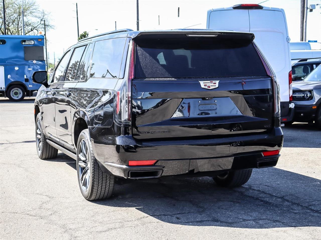 2022 Cadillac Escalade ESV Sport Platinum ESV | Platinum | DVD | Sport | Photo4
