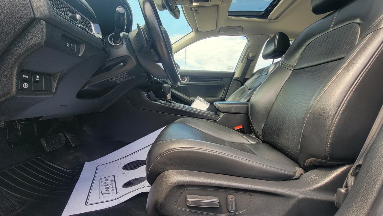 2022 Honda Civic Touring Photo