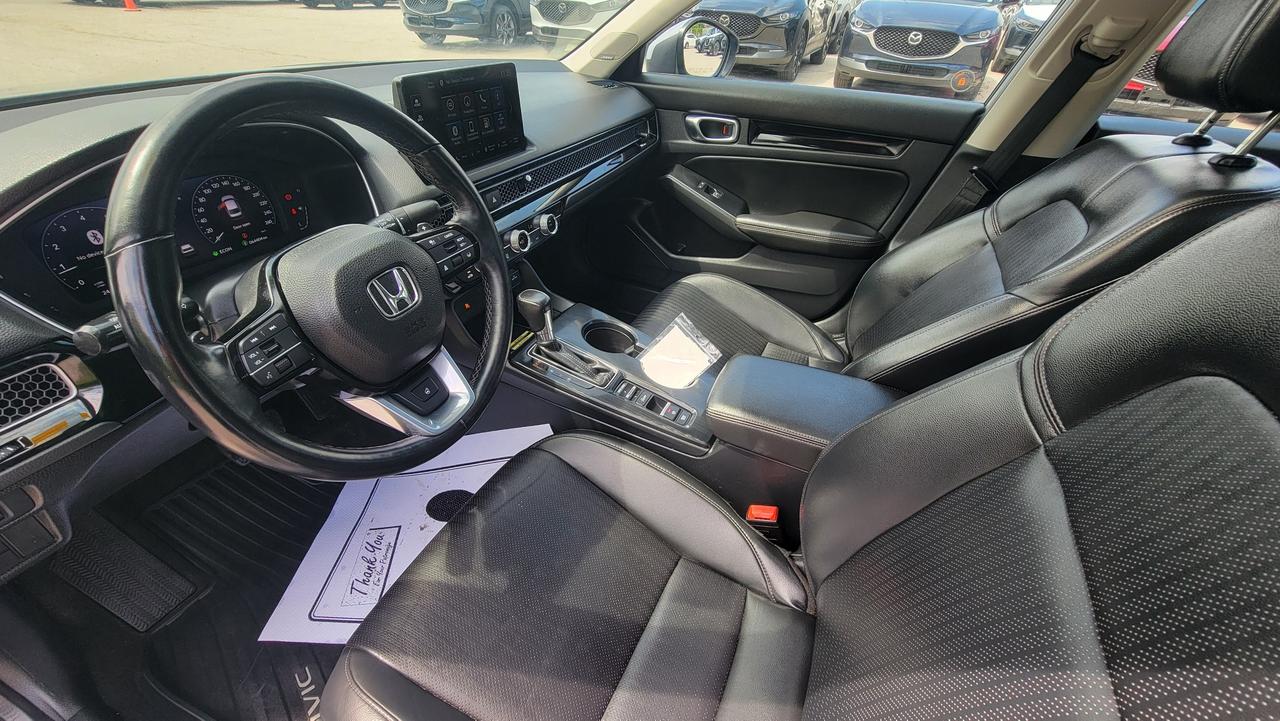 2022 Honda Civic Touring Photo
