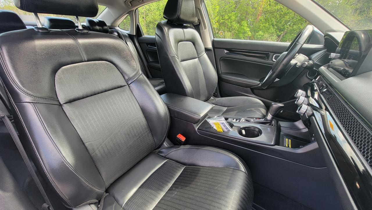 2022 Honda Civic Touring Photo