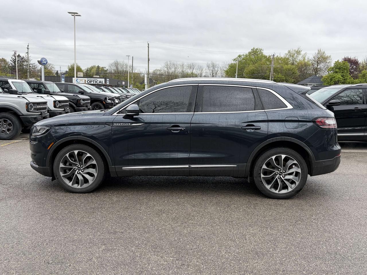 2023 Lincoln Nautilus Reserve AWD Photo1