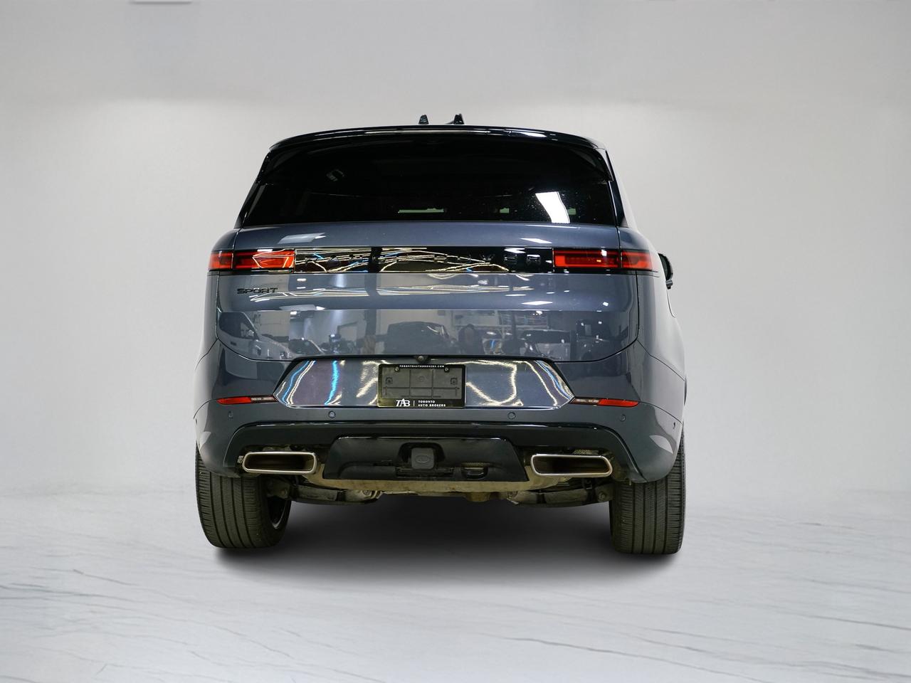 2025 Land Rover Range Rover Sport DYNAMIC | P400 | MERIDIAN | PANO | 23 IN Photo