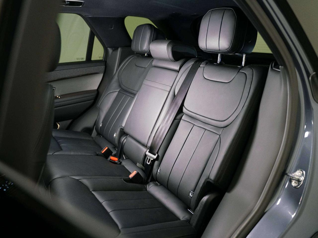 2025 Land Rover Range Rover Sport DYNAMIC | P400 | MERIDIAN | PANO | 23 IN Photo
