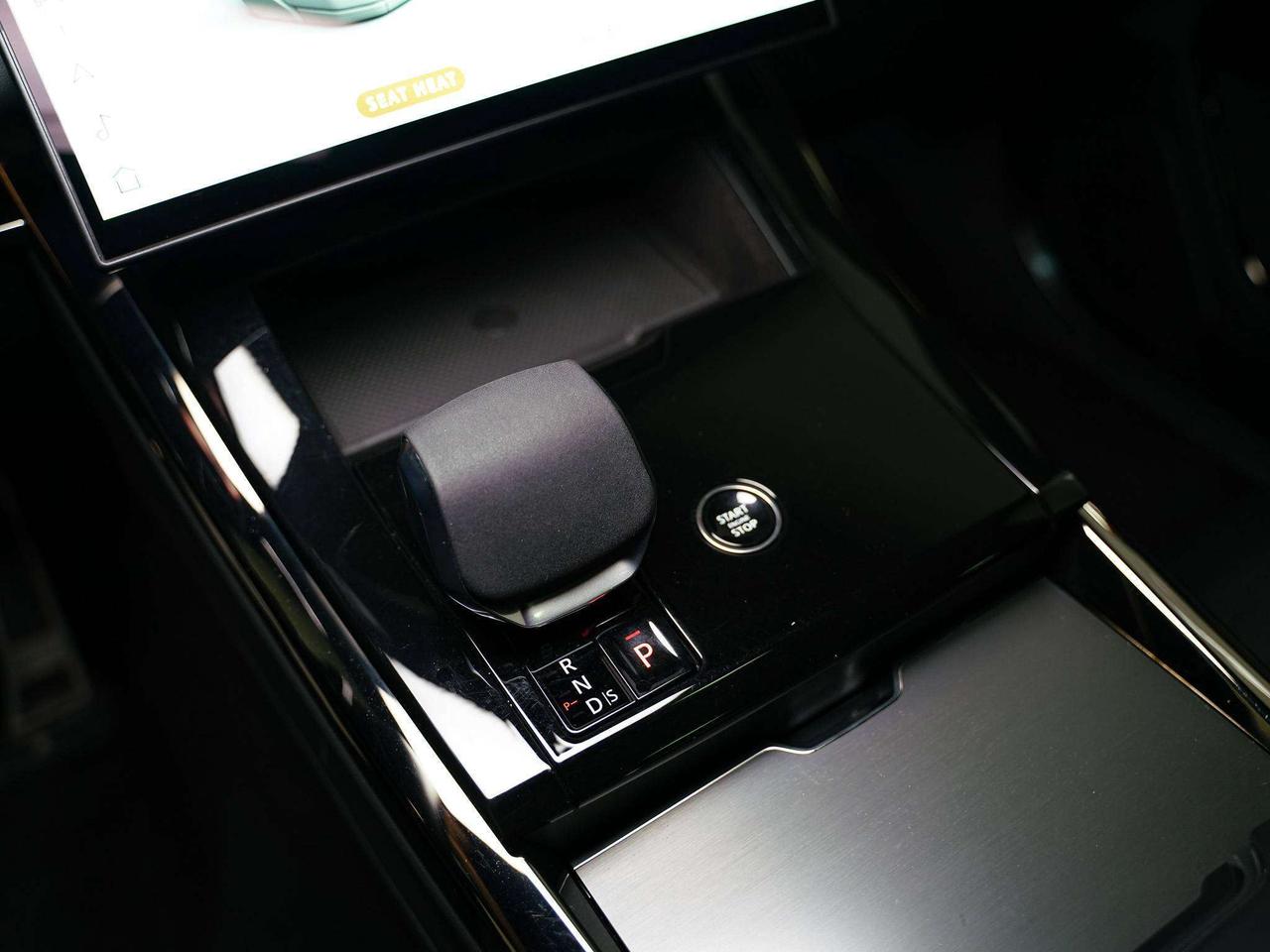 2025 Land Rover Range Rover Sport DYNAMIC | P400 | MERIDIAN | PANO | 23 IN Photo