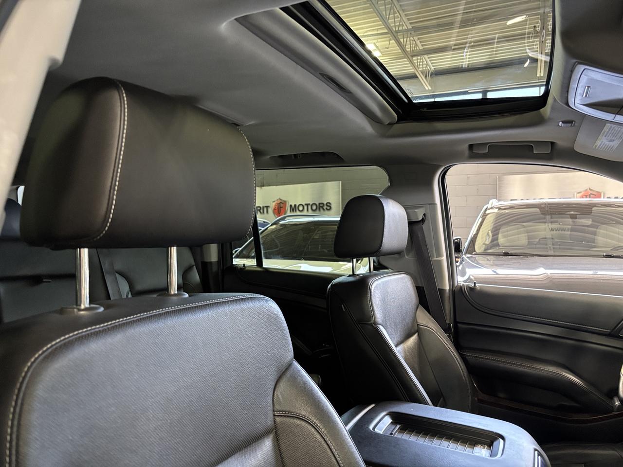 2015 GMC Yukon XL SLT|4WD|V8|8PASSENGER|BOSE|SUNROOF|LEATHER|+++ Photo