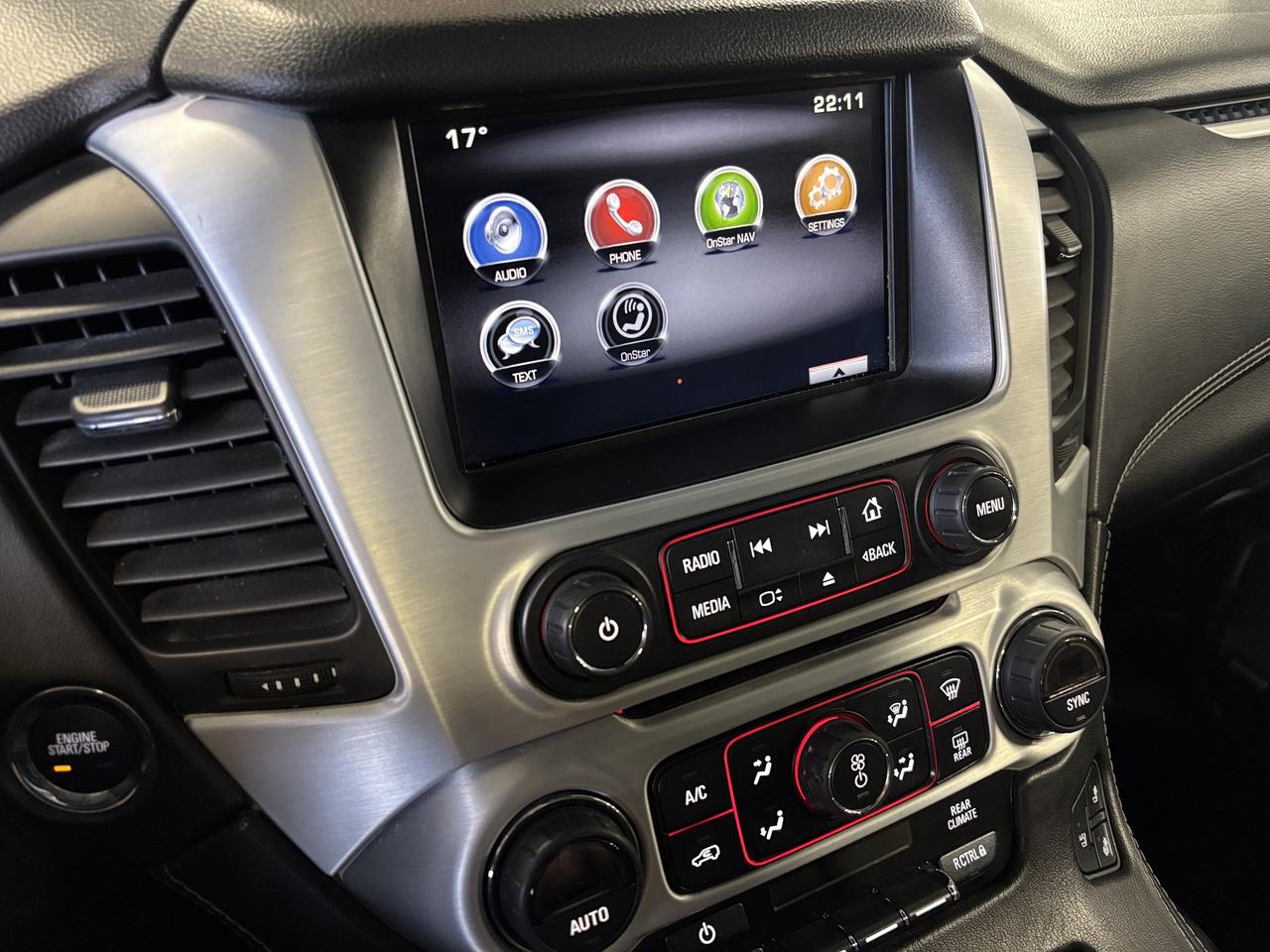 2015 GMC Yukon XL SLT|4WD|V8|8PASSENGER|BOSE|SUNROOF|LEATHER|+++ Photo