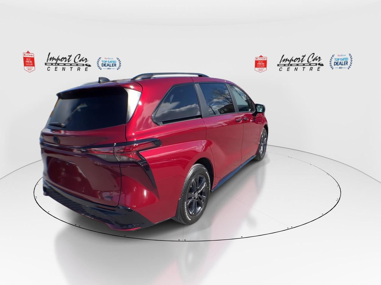 2026 Toyota Sienna XSE 7-Passenger Photo
