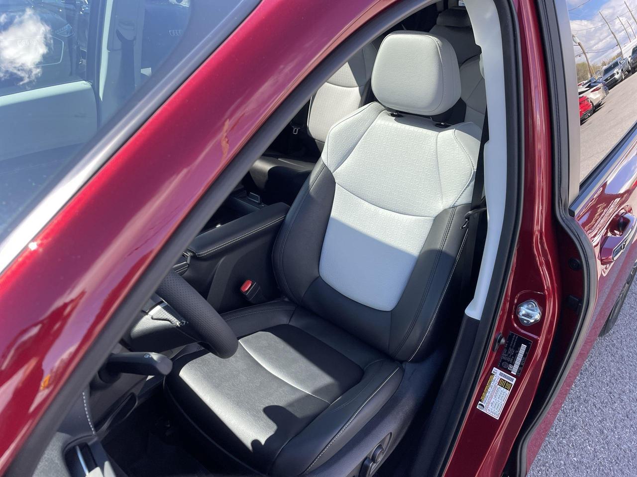 2026 Toyota Sienna XSE 7-Passenger Photo