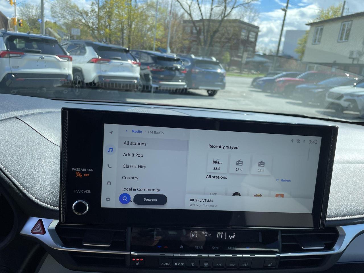 2026 Toyota Sienna XSE 7-Passenger Photo